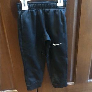 Toddler unisex Nike dri-fit pants